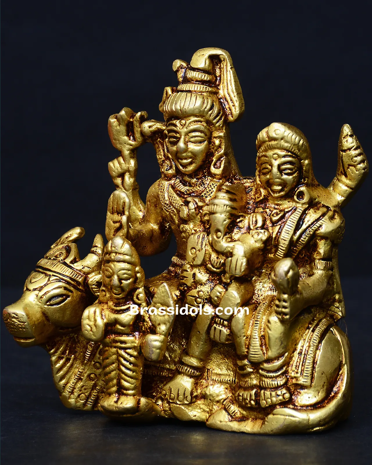 Auspicious Kamadenu Sivan Parvathi with Murugan Idols - 3.5 Inches - image 2