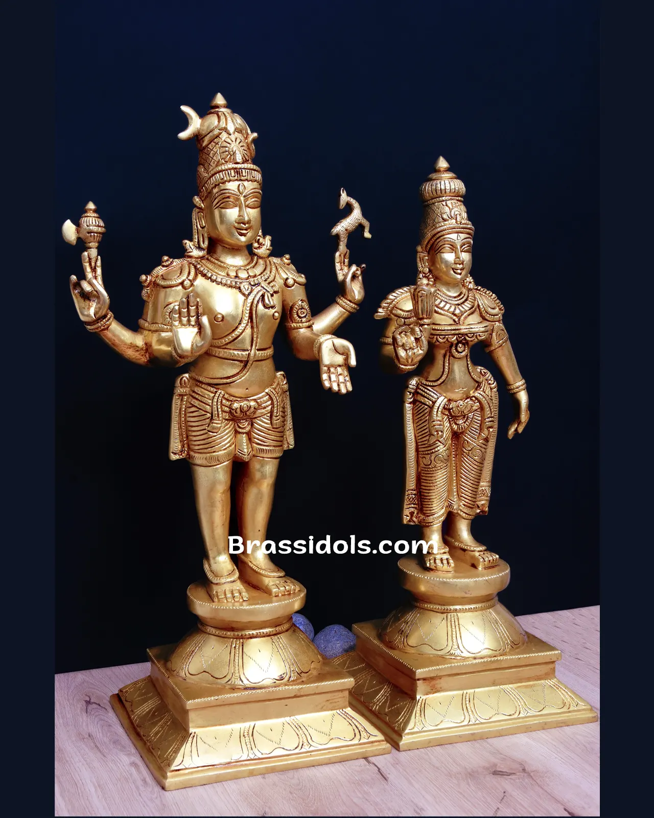 Divine Shivan Parvathi with Parasu Brass Idol - 17 Inches - image 2