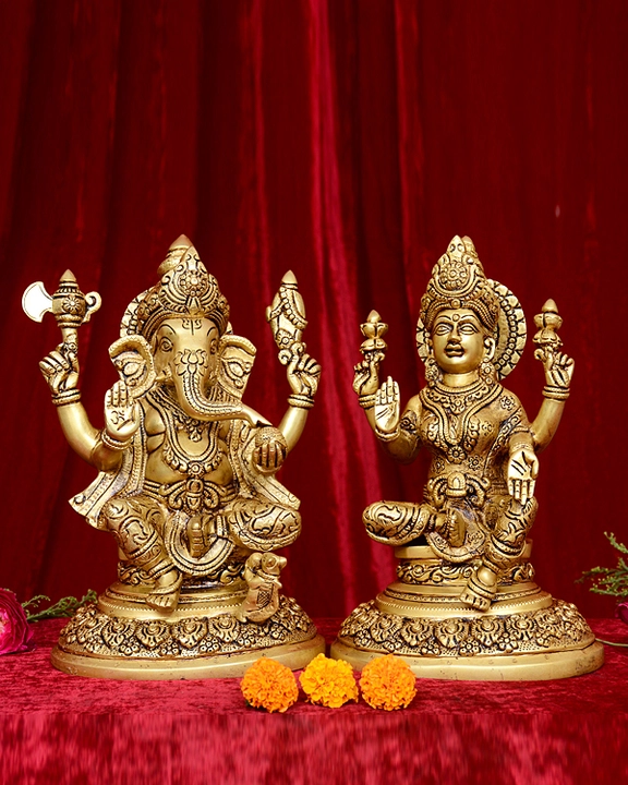 Laxmi Ganesh Round Base with Flower - image 1