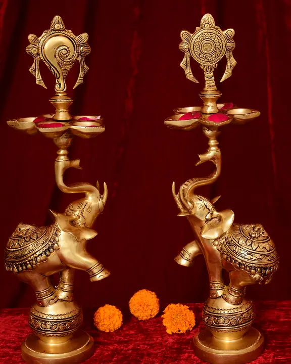 Shank Chakra Elephant Lamp - image 1