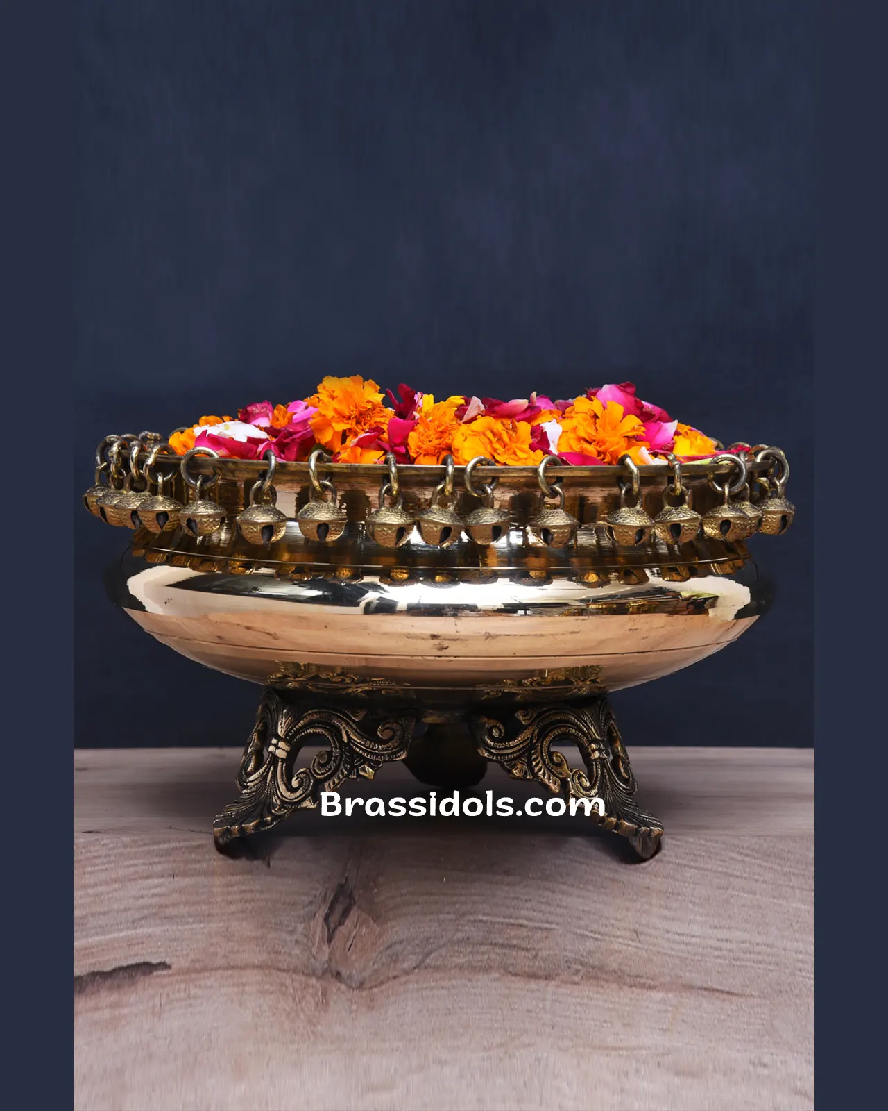 Brass Ghugru Urli - image 2