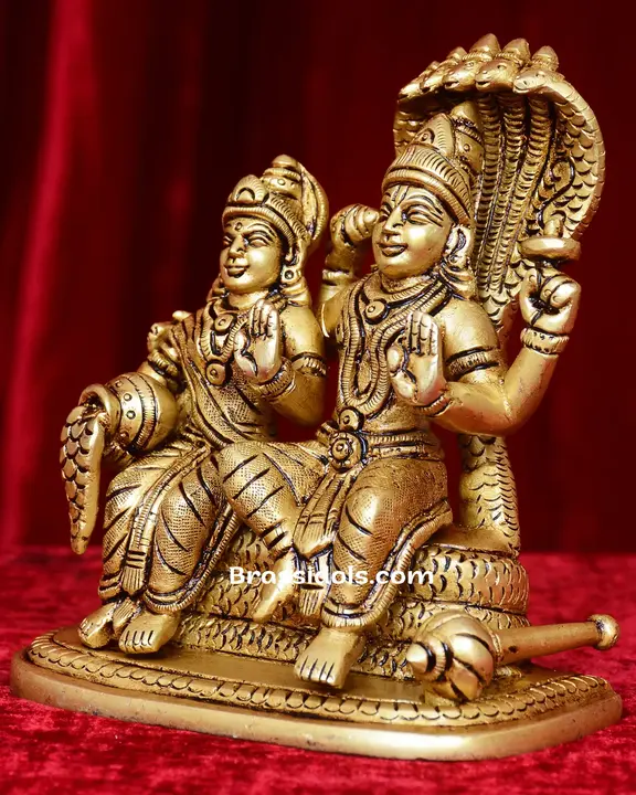 Sitting Vishnu & Lakshmi With Base - image 2