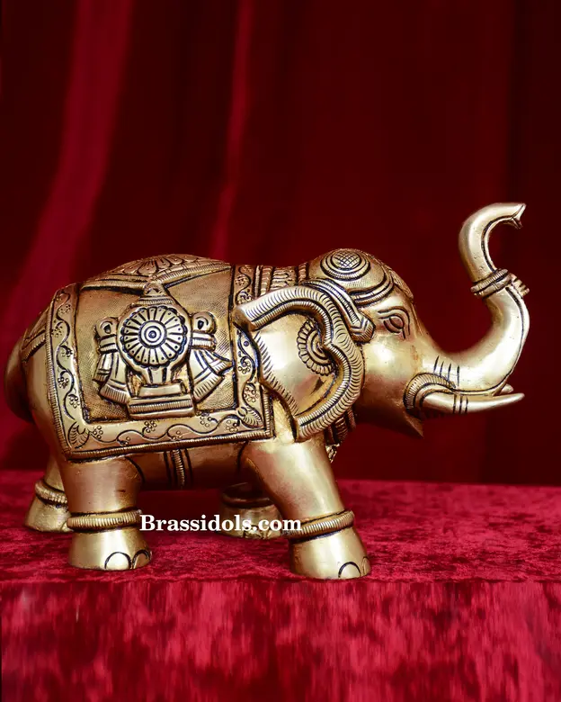 Elephant with shank chakra - image 2