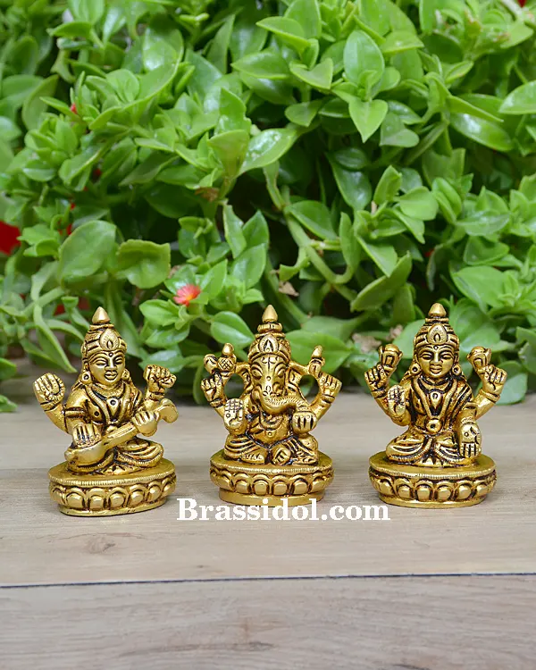 Lakshmi Ganesh Oval Base 700gm - image 1